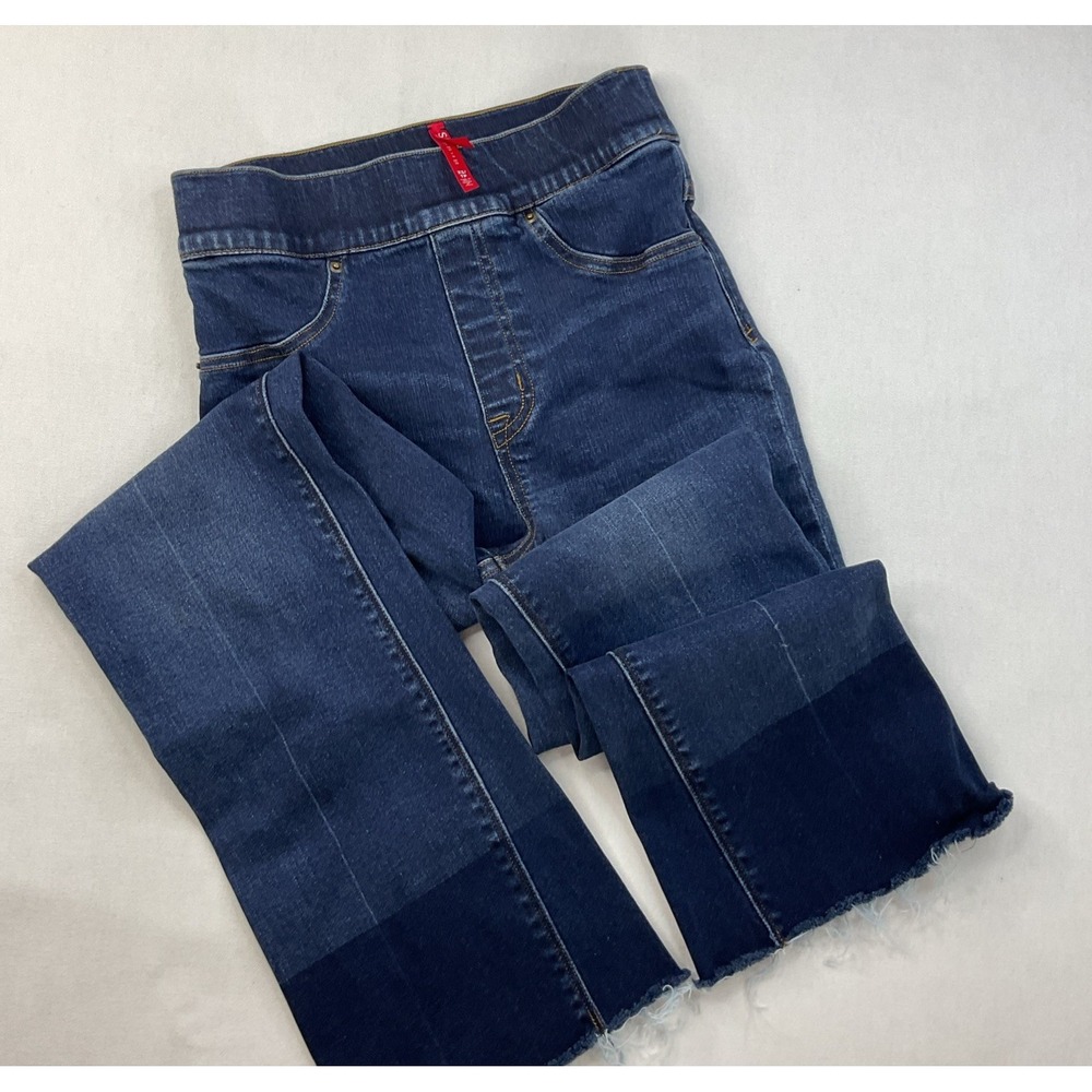 Spanx Jeans Women Sz XS Cropped Flare Pull On High Rise Blue Ombre Raw Hem